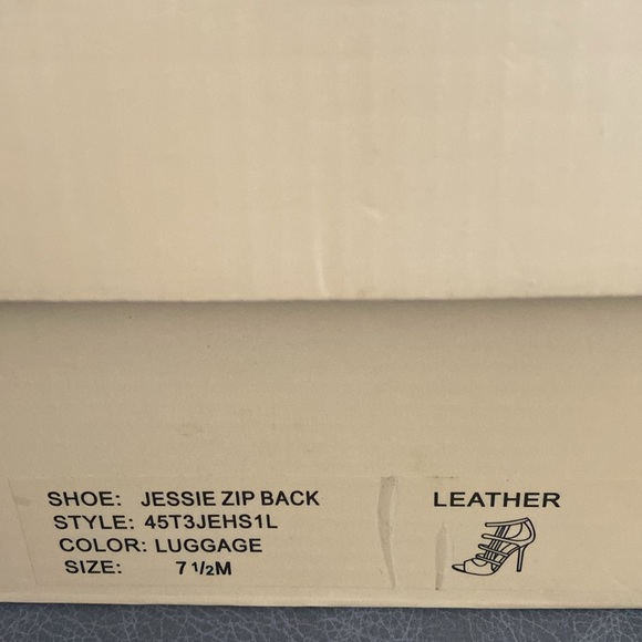 Michael Kors Jessie Zip Back Leather High Heel - Picture 6 of 7